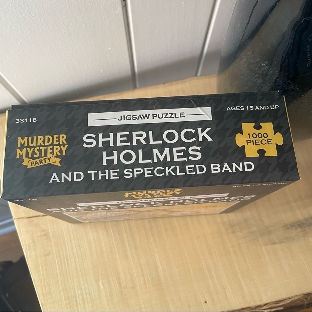 $10 SALE Sherlock Holmes Murder Mystery Story 1000Pc Puzzle Party Game Family - Picture 6 of 7